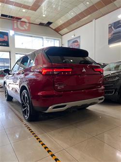 ميتسوبيشي اوتلاندر